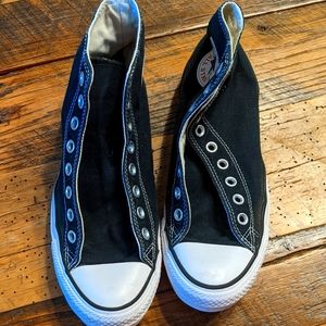 Black high top converse